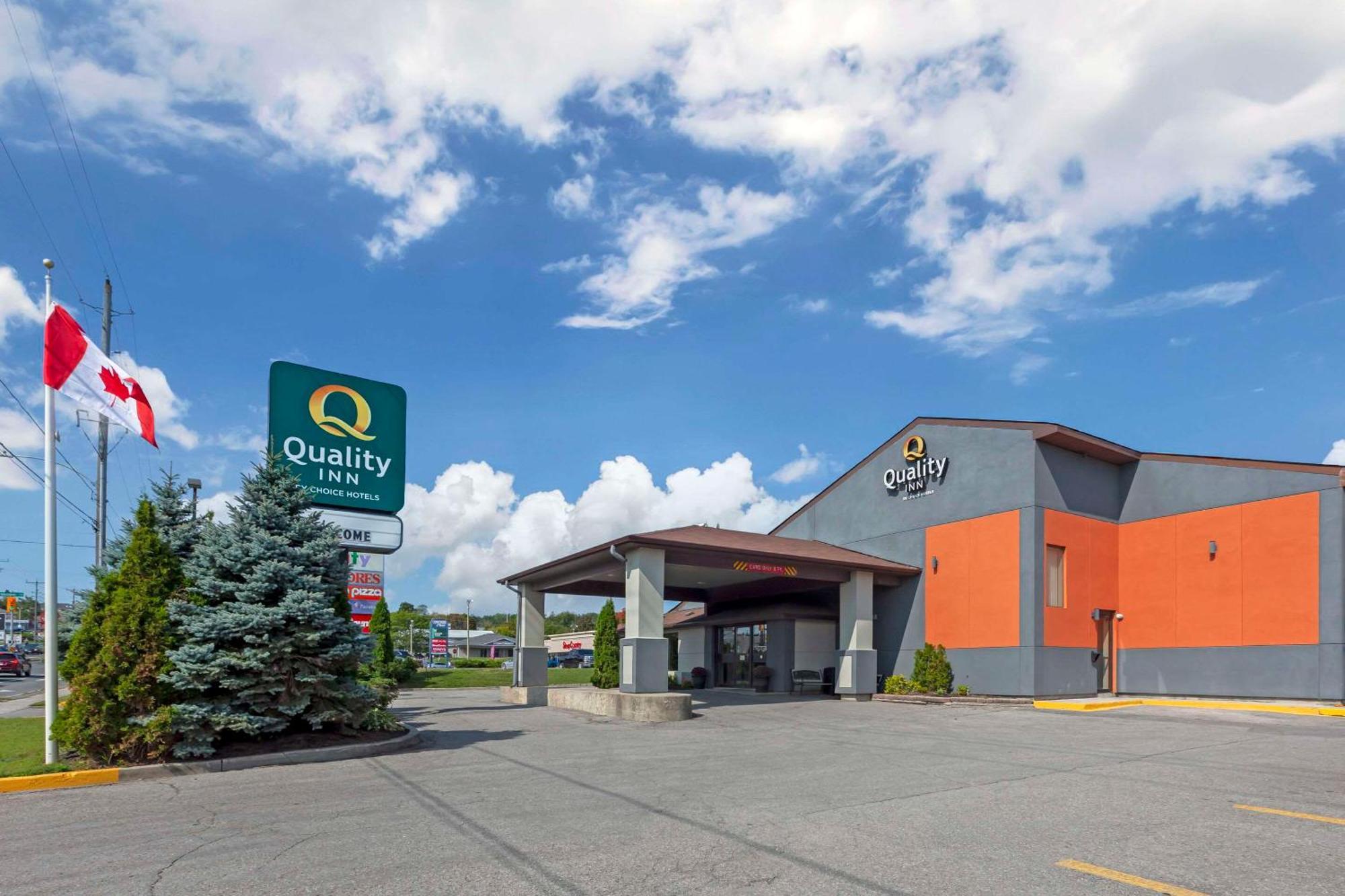 Quality Inn Peterborough Bagian luar foto